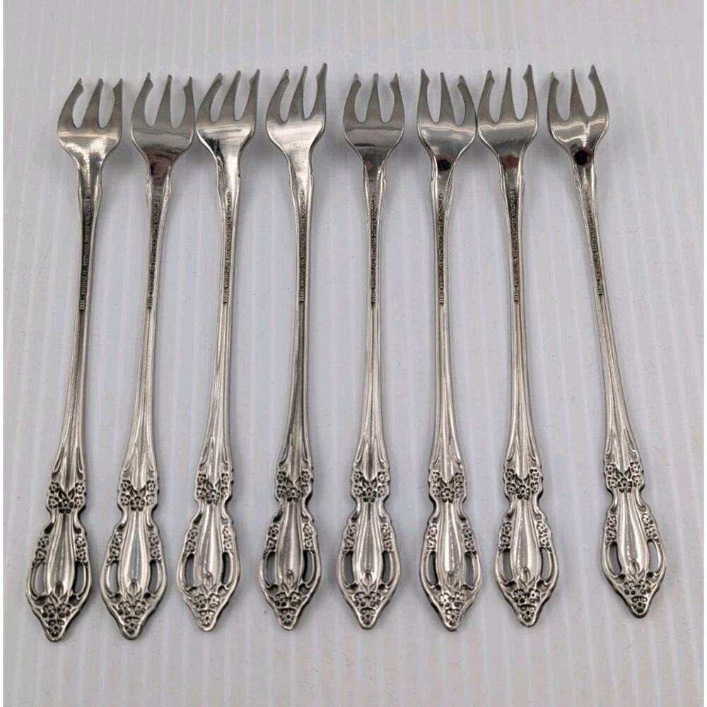 8 Oneida Distinction Deluxe HH Stainless Steel Raphael Cocktail/Seafood Forks - Picture 4 of 8